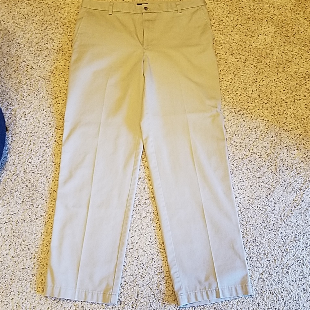 Men's VanHeusen chinos